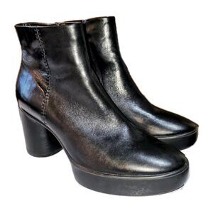 ECCO SHAPE SCULPTED MOTION 35 Sz 10 Black Leather Zip Round Heel Platform Boots